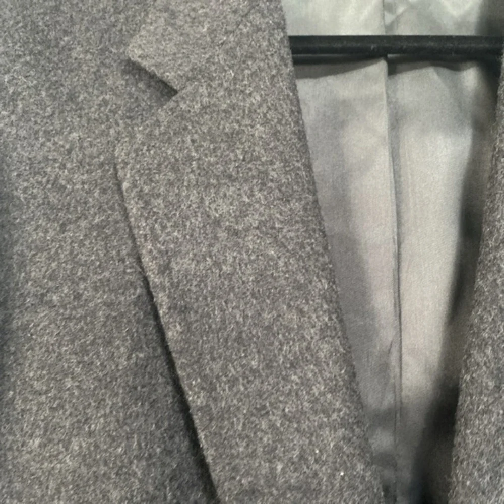 Wool & Cashmere Men's Suit Jkt 43,‎ 31 L, 38 Shoulder, 40 Waist. 3631